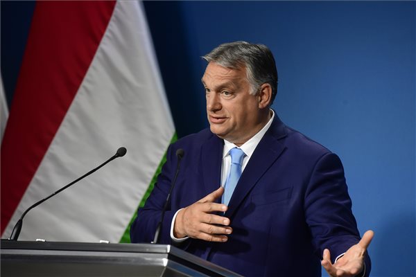 Orbán Viktor jelentette be a kormány döntéseit a Kormányinfón 
