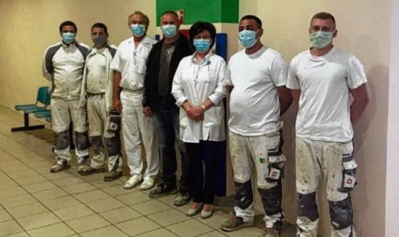 Ingyen kifestették a kórház auláját Mosonmagyaróváron