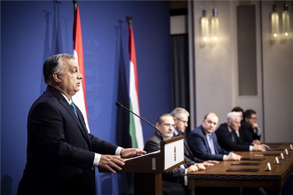 Orbán: mindenkinek részesülnie kell a növekedésből