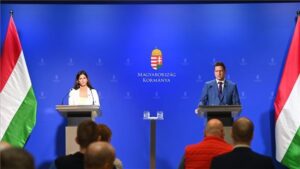 Gulyás: magán kezdi a takarékoskodást a kormány