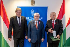 Magyar Ezüst Érdemkereszt kitüntetésben részesült Winkler Károly, a Mosonmagyaróvár és Vidéke Ipartestület elnöke