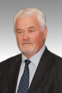 Szűcs György búcsúzik GÉRESI JÓZSEF műszerészmestertől, az OFI alelnökétől