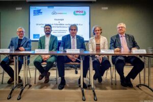 FELÚJÍTÁSI HULLÁM: NEMZETKÖZI WORKSHOP A TÁRSASHÁZI FELÚJÍTÁSOK FELLENDÍTÉSÉÉRT BUDAPESTEN