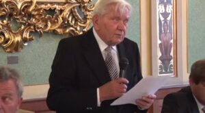 A családi vállalkozásokra nagy szükség van – interjú Kurucz Zsigmond tiszteletbeli örökös elnökkel