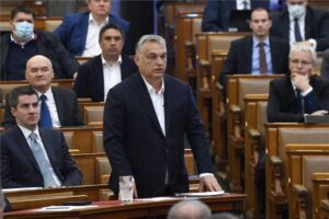 A gazdaságélénkítési terv kiemelt célja, hogy mindenkinek legyen munkája