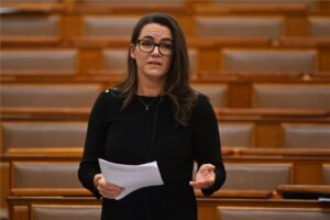 Családokért felelős tárca nélküli miniszter: idén sem kell a négy- vagy többgyermekes édesanyáknak szja-t fizetni