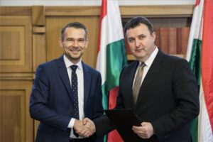 Együttműködési megállapodást kötött az innovációs tárca és a HÖOK