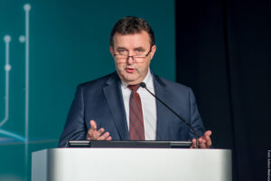 Palkovics Berlinben: magasabb szintre kell emelni a magyar-német technológiai és innovációs együttműködést