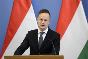 Szijjártó: hétfőig 526 beruházó jelentkezett versenyképesség-növelő támogatásért