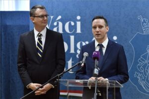Új kormányablakot avattak Vácon