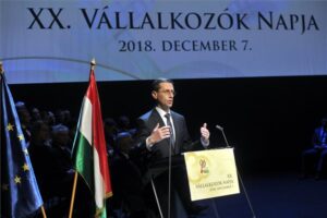 Varga Mihály: a magyar gazdaság növekedési pályára állt