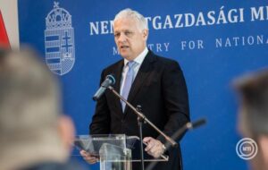 Szabados Richárd: kétmilliárd forintos támogatási program indul a vállalkozói környezet fejlesztése érdekében