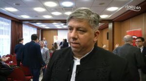 Danubia TV-tudósítás az Év Festője versenyről: szakmai alázat, modern technológia és példamutató mestermunka a Hotel Benczúrban